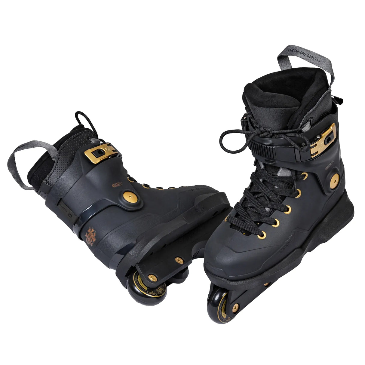 SKA10110 IQON ACT AG Team Chad Hornish – Black | 60mm 90A | UFS Mounting | Trinity & 165mm Dual Point Mounting mit Adaptern | Aggressive Inlineskates Rollerblades aggressiv Aggressive Skates Stunt Skates Rollerblading Aggressive Inline Best Aggressive Skates 2021 Top Stunt Skates USD Aeon Skates USD Aeon 60 Inliner Sport Skates Sport Inliner Rollerblades Rollerblading Lörrach Freiburg Basel Inliner Skateschule und Skateshop Weil am Rhein SkaMiDan Deutschland Germany