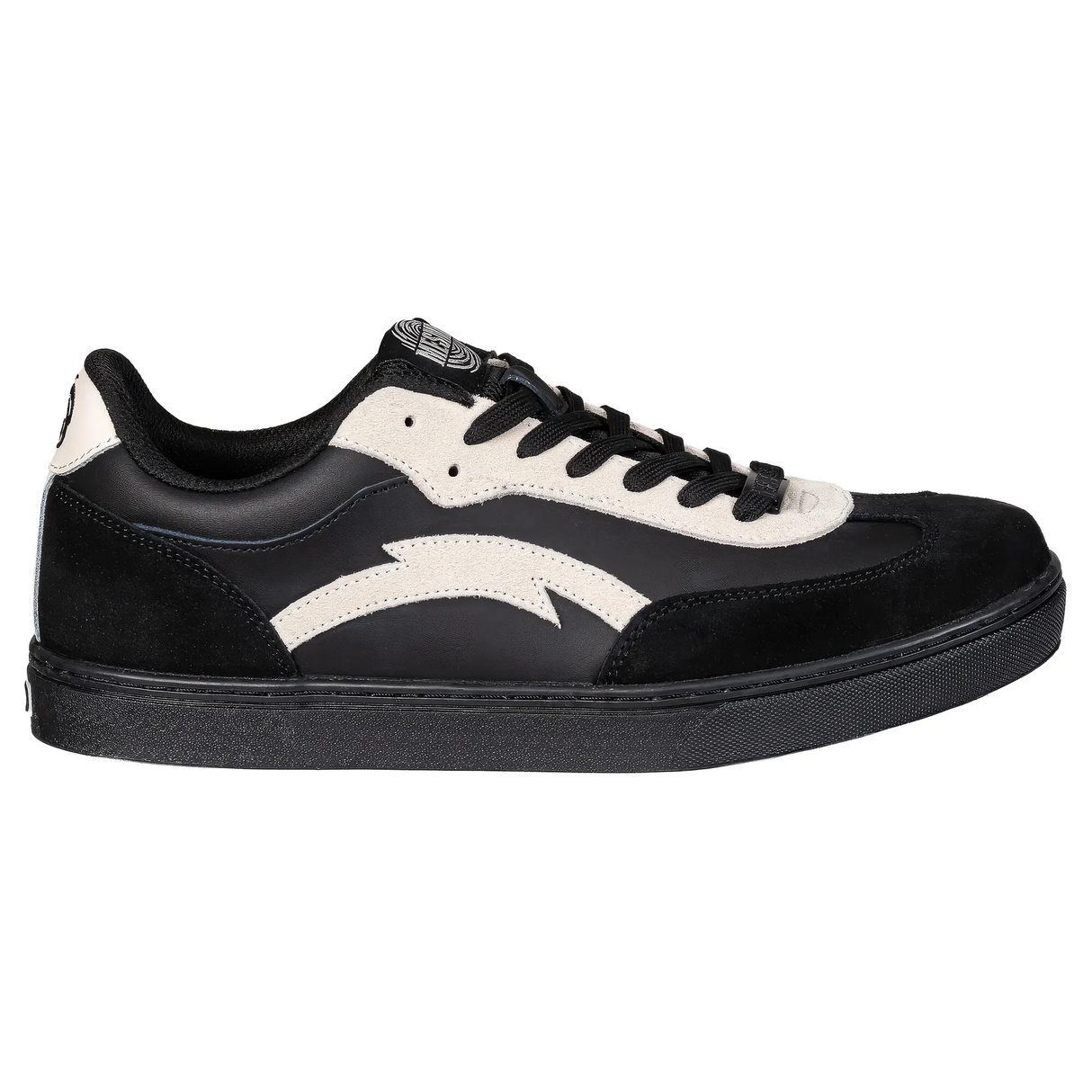 SKA10824 MESMER Lurk Shoe Contrast | Kontrastreiche, schwarz-beige Sneaker für den Alltag | Mesmer Schuhe Sneaker Streetwar Lurks Skateschuhe Shoes Skate Shoes Skater Schuhe Boots Skateschule und Skateshop Weil am Rhein SkaMiDan Lörrach Freiburg Basel Deutschland Germany
