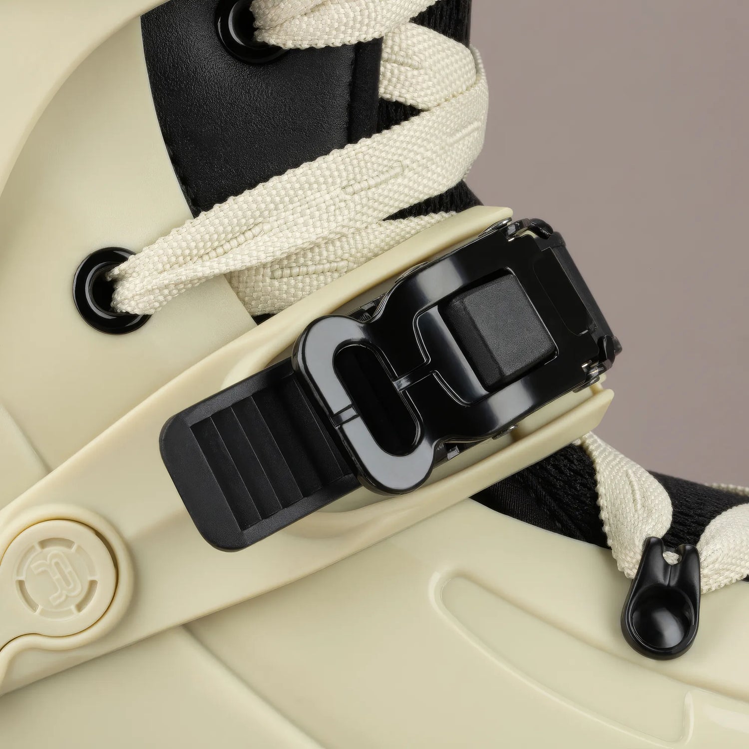 SKA25FRSK-FR380-SD FR Skates FR3 80 – Sand 2026 Edition | 165mm Dual Point Mounting | Slalom Skates | Urban & Freestyle Inlineskates Freestyle Slalom Skates Freestyle & Urban Inlineskates Fitness Inlineskates Inlineskates Sport Inline Skates Rollerblades Urban Inline Skating Urban Inline Skating Freeskates Trainng Skates Strecken Skates Trinity Skates Einsteiger Beginner Inlineskates Inliner Fitness Inliner City Skates Fitness Inliner Sport Skates Sport Inliner Rollerblades Rollerblading Lörrach Freiburg Ba