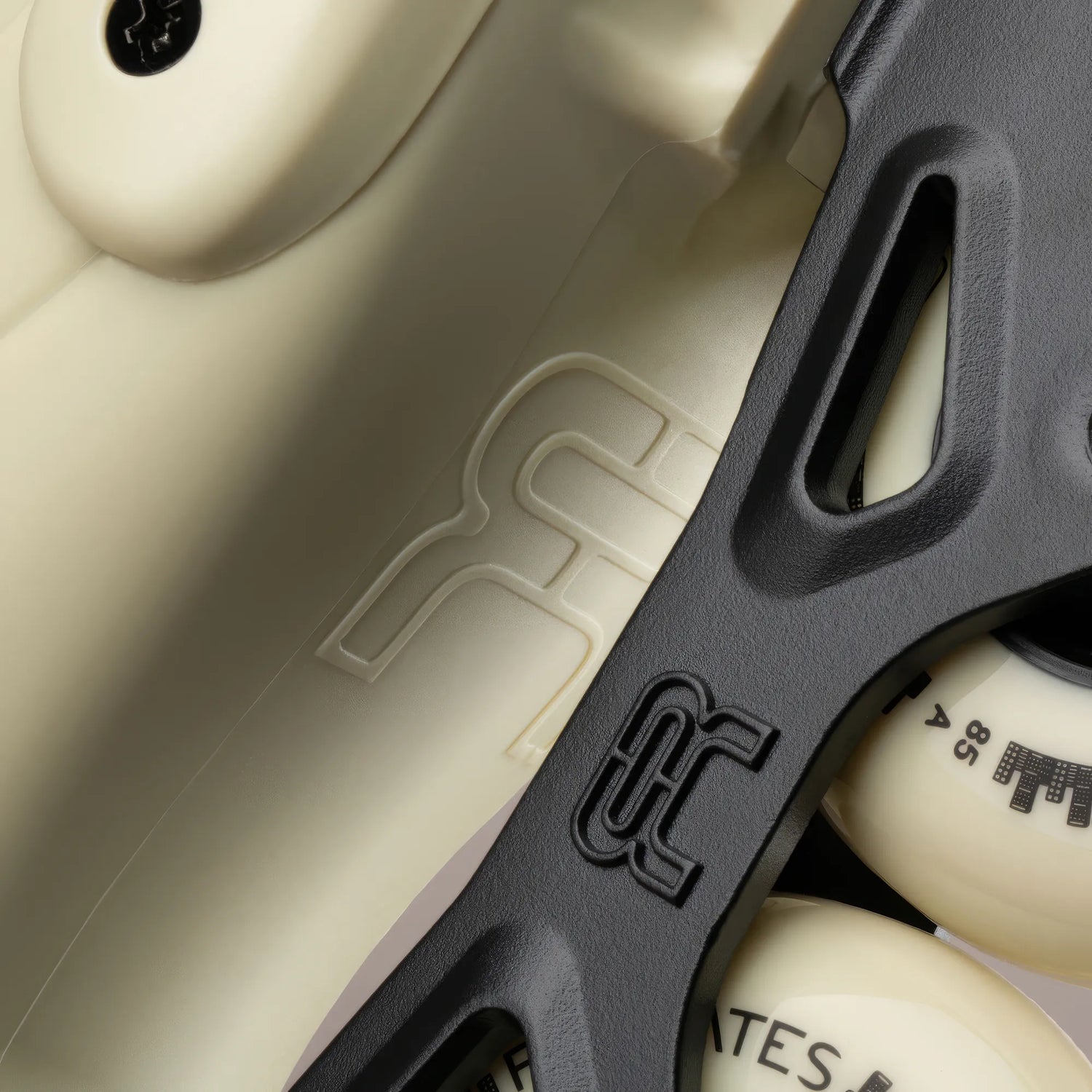 SKA25FRSK-FR380-SD FR Skates FR3 80 – Sand 2026 Edition | 165mm Dual Point Mounting | Slalom Skates | Urban & Freestyle Inlineskates Freestyle Slalom Skates Freestyle & Urban Inlineskates Fitness Inlineskates Inlineskates Sport Inline Skates Rollerblades Urban Inline Skating Urban Inline Skating Freeskates Trainng Skates Strecken Skates Trinity Skates Einsteiger Beginner Inlineskates Inliner Fitness Inliner City Skates Fitness Inliner Sport Skates Sport Inliner Rollerblades Rollerblading Lörrach Freiburg Ba