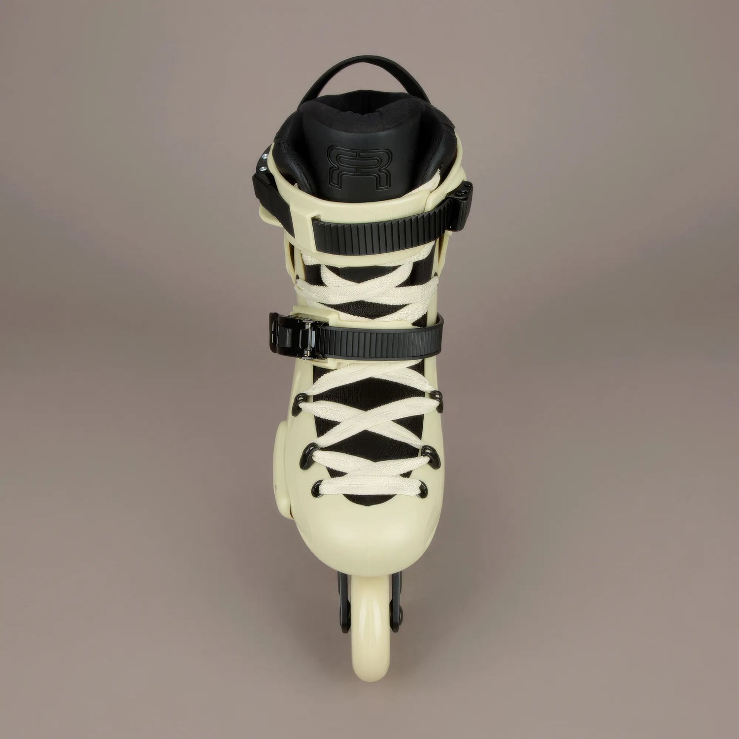 SKA25FRSK-FR380-SD FR Skates FR3 80 – Sand 2026 Edition | 165mm Dual Point Mounting | Slalom Skates | Urban & Freestyle Inlineskates Freestyle Slalom Skates Freestyle & Urban Inlineskates Fitness Inlineskates Inlineskates Sport Inline Skates Rollerblades Urban Inline Skating Urban Inline Skating Freeskates Trainng Skates Strecken Skates Trinity Skates Einsteiger Beginner Inlineskates Inliner Fitness Inliner City Skates Fitness Inliner Sport Skates Sport Inliner Rollerblades Rollerblading Lörrach Freiburg Ba