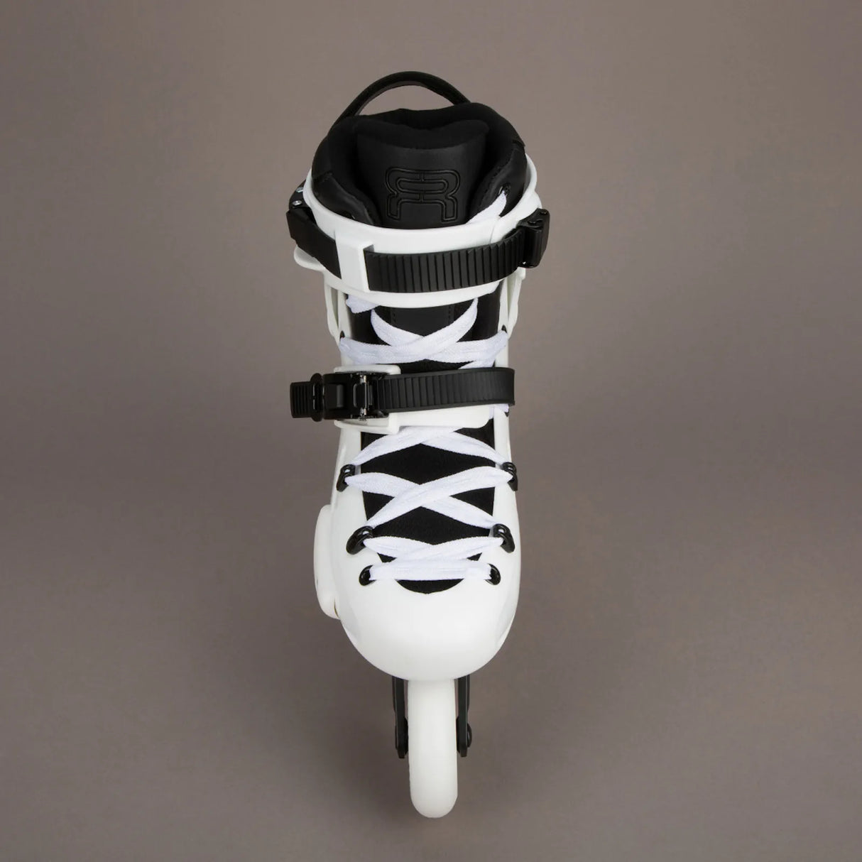 SKA25FRSK-FR380-WH FR Skates FR3 80 – White 2025 Edition | 165mm Dual Point Mounting | Slalom Skates | Urban & Freestyle Inlineskates Freestyle Slalom Skates Freestyle & Urban Inlineskates Fitness Inlineskates Inlineskates Sport Inline Skates Rollerblades Urban Inline Skating Urban Inline Skating Freeskates Trainng Skates Strecken Skates Trinity Skates Einsteiger Beginner Inlineskates Inliner Fitness Inliner City Skates Fitness Inliner Sport Skates Sport Inliner Rollerblades Rollerblading Lörrach Freiburg B