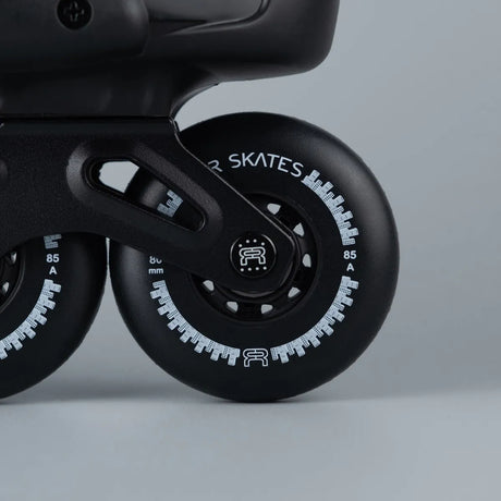 SKA25FRSK-FRX80-BK FR Skates FRX 80 – Black 2025 Edition | 165mm Dual Point Mounting | Slalom Skates | Urban & Freestyle Inlineskates Freestyle Slalom Skates Freestyle & Urban Inlineskates Fitness Inlineskates Inlineskates Sport Inline Skates Rollerblades Urban Inline Skating Urban Inline Skating Freeskates Trainng Skates Strecken Skates Trinity Skates Einsteiger Beginner Inlineskates Inliner Fitness Inliner City Skates Fitness Inliner Sport Skates Sport Inliner Rollerblades Rollerblading Lörrach Freiburg B