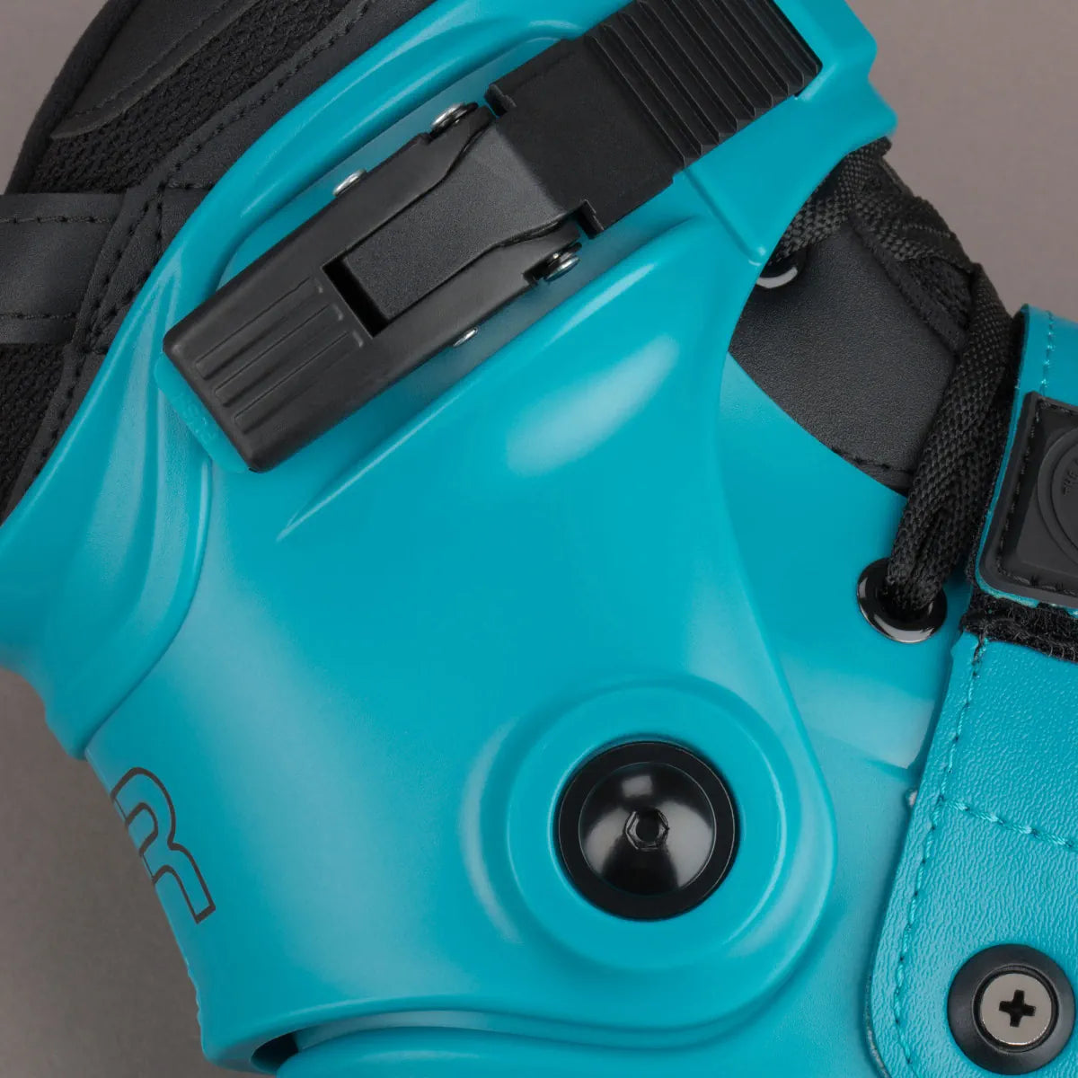 SKA25FRSK-FRX80-TL FR Skates FRX 80 – Teal 2025 Edition | 165mm Dual Point Mounting | Slalom Skates | Urban & Freestyle Inlineskates Freestyle Slalom Skates Freestyle & Urban Inlineskates Fitness Inlineskates Inlineskates Sport Inline Skates Rollerblades Urban Inline Skating Urban Inline Skating Freeskates Trainng Skates Strecken Skates Trinity Skates Einsteiger Beginner Inlineskates Inliner Fitness Inliner City Skates Fitness Inliner Sport Skates Sport Inliner Rollerblades Rollerblading Lörrach Freiburg Ba
