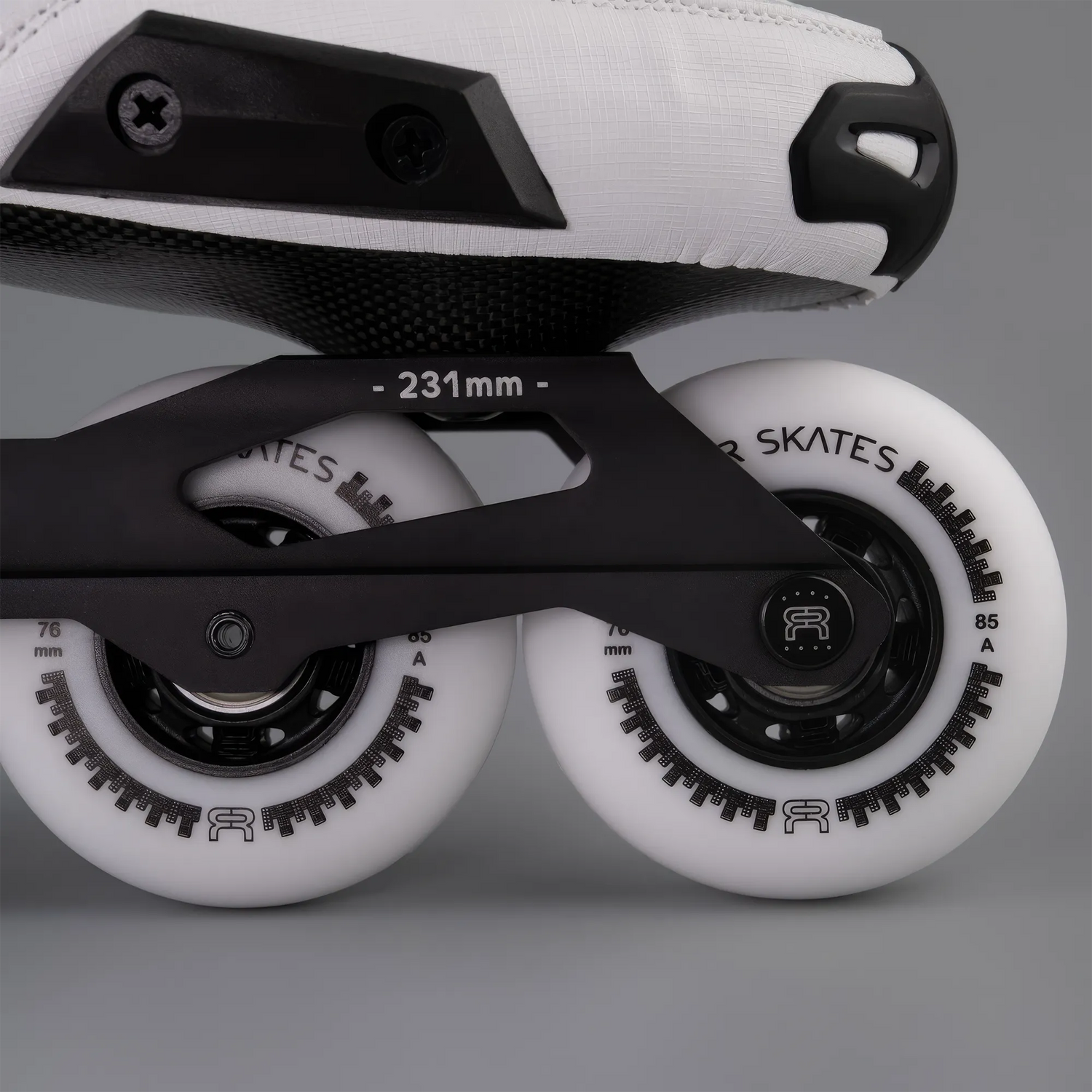 SKA25FRSK-SPIN-WH FR Skates FR Spin – White 2025 Edition | 165mm Dual Point Mounting | Slalom Skates | Urban & Freestyle Inlineskates Freeskates inline trick skaten Urban Inlineskates Freestyle Inlineskates Free Skates Slalom Skates Freestyle Inlineskates Freestyle Rollerblades Slalom Blades Urban Inlineskates Freeskates Fitness Inlineskates Inlineskates Sport Inline Skates Rollerblades Urban Inline Skating Urban Inline Skating Freeskates Trainng Skates Strecken Skates Trinity Skates Einsteiger Beginner Inl