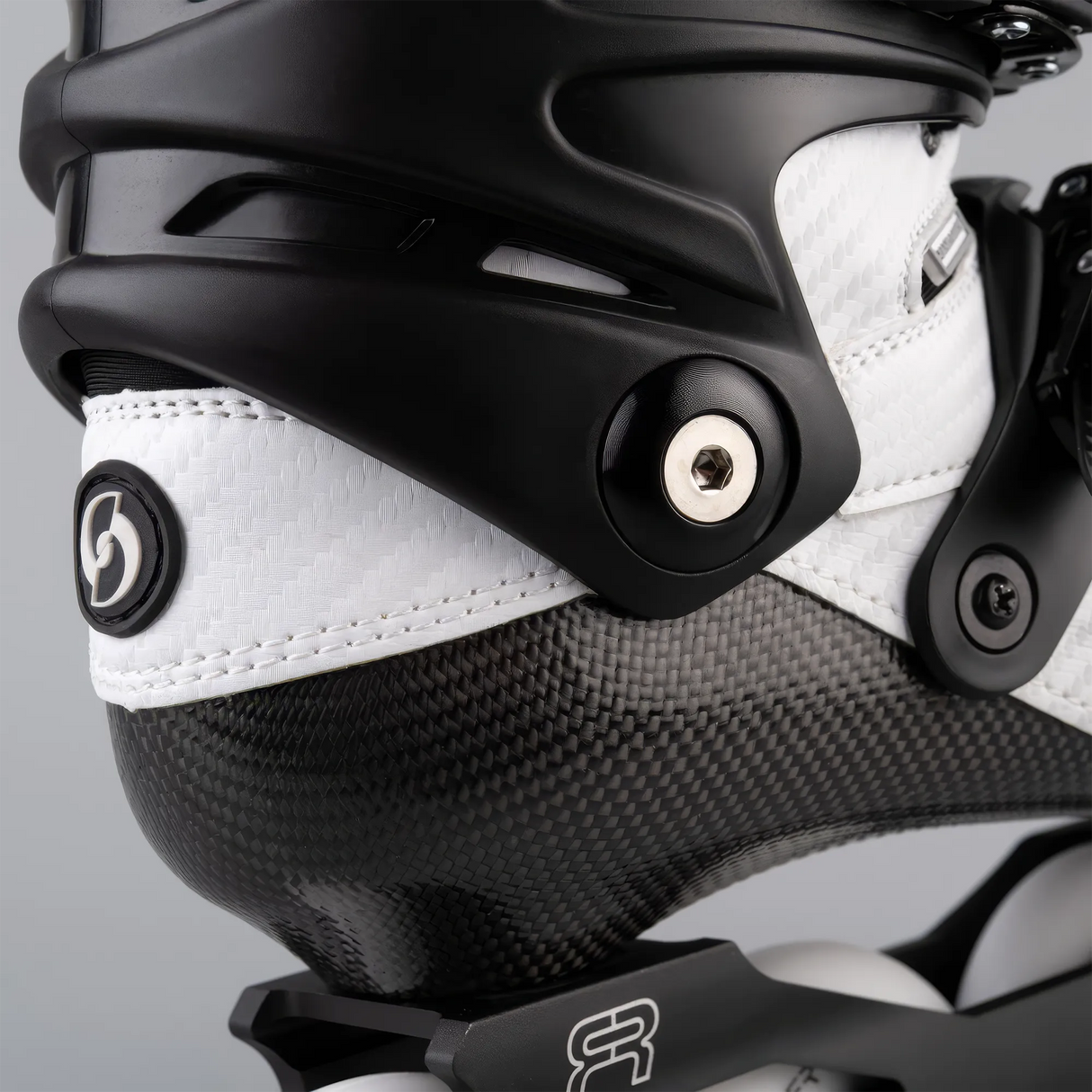 SKA25FRSK-SPIN-WH FR Skates FR Spin – White 2025 Edition | 165mm Dual Point Mounting | Slalom Skates | Urban & Freestyle Inlineskates Freeskates inline trick skaten Urban Inlineskates Freestyle Inlineskates Free Skates Slalom Skates Freestyle Inlineskates Freestyle Rollerblades Slalom Blades Urban Inlineskates Freeskates Fitness Inlineskates Inlineskates Sport Inline Skates Rollerblades Urban Inline Skating Urban Inline Skating Freeskates Trainng Skates Strecken Skates Trinity Skates Einsteiger Beginner Inl