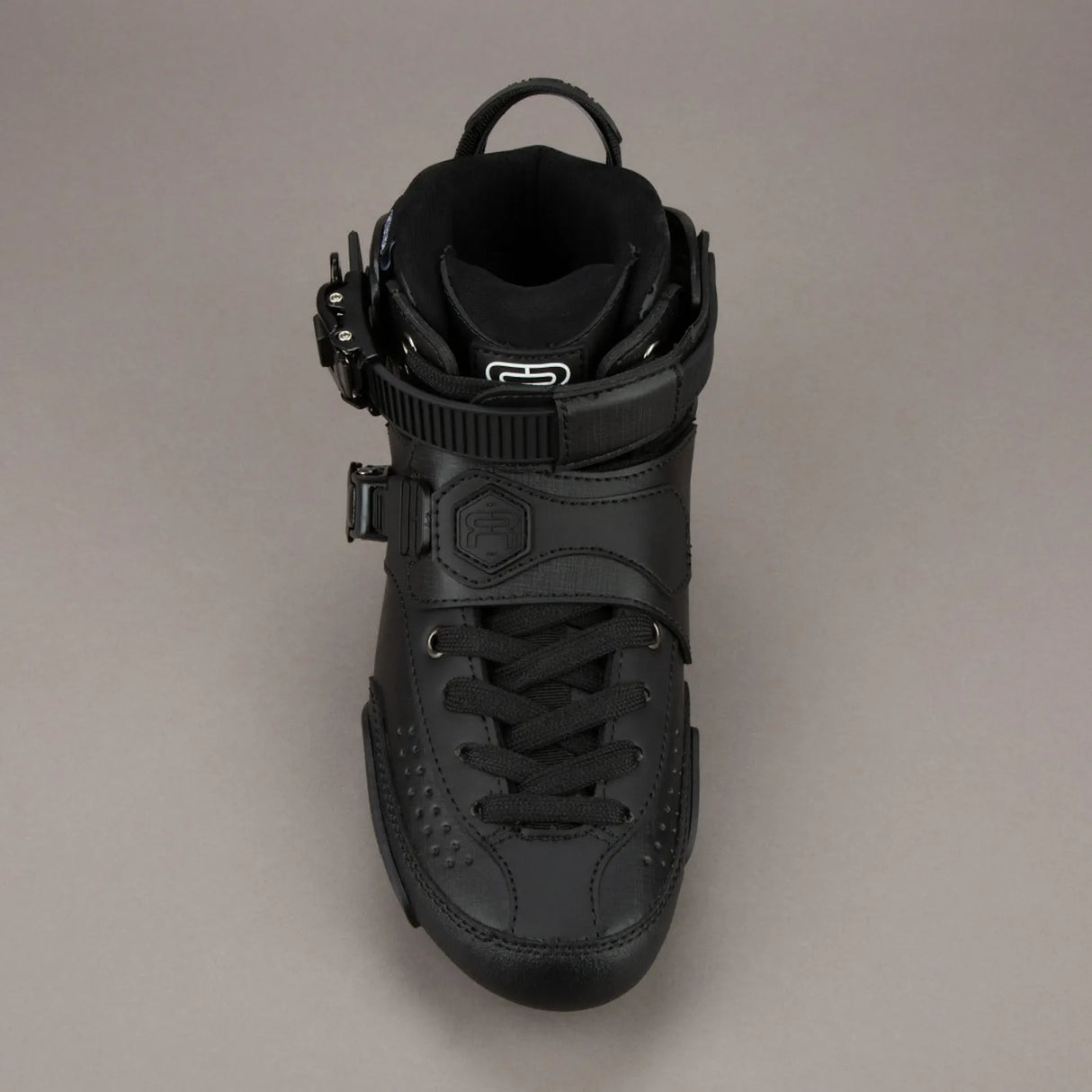SKA25FRSKB-SLSP-BK FR Skates FR SL Speed Boot only – Black 2025 Edition | 165mm Dual Point Mounting | Slalom Skates | Speed & Freestyle Inlineskates Freestyle Slalom Skates Freestyle & Urban Inlineskates Fitness Inlineskates Inlineskates Sport Inline Skates Rollerblades Urban Inline Skating Urban Inline Skating Freeskates Trainng Skates Strecken Skates Trinity Skates Einsteiger Beginner Inlineskates Inliner Fitness Inliner City Skates Fitness Inliner Sport Skates Sport Inliner Rollerblades Rollerblading Lör