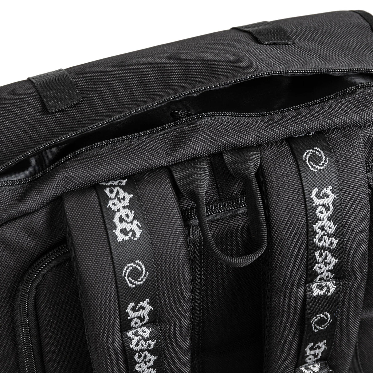 SKA61024 MESMER Skate Bag | Backpack | Clean Style Skaterucksack mit Halterungen für Inlineskates + Co. | Unisex | Clothing | Bekleidung  Inliner Sport Skates Sport Inliner Rollerblades Rollerblading Lörrach Freiburg Basel Inliner Skateschule und Skateshop Weil am Rhein SkaMiDan Deutschland Germany
