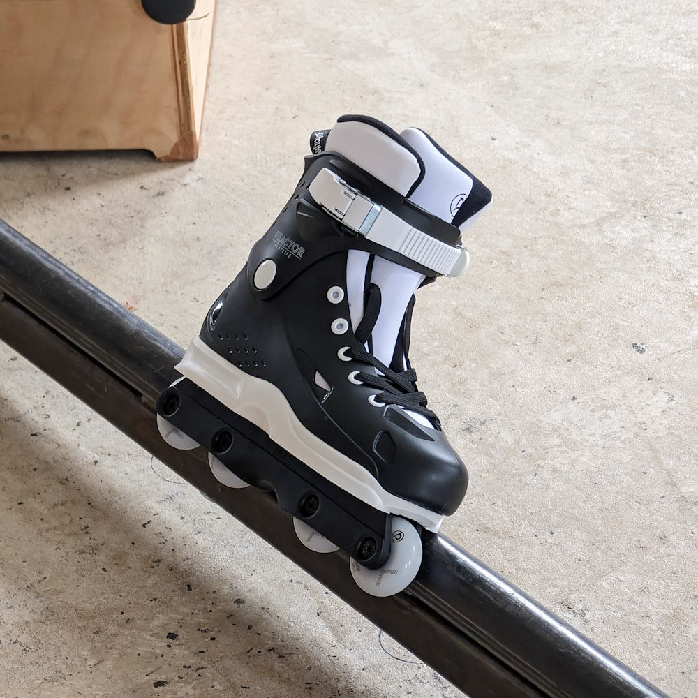 SKA880351 PLAYLIFE Reactor 58 Black & White | Stunt Skates | UFS | Aggressive Inlineskates | UFS frames ufs schienen ufs rahmen | Urban Inlineskates Aggressive Inlineskates | UFS | Blades | Rollerblades aggressive frames kizer Aggressive Skates Stunt Skates Rollerblading Aggressive Inline Disroyal Icon Iqon Mesmer Best Aggressive Skates 2021 Top Stunt Skates USD Aeon Skates USD Aeon 60 Inliner Sport Skates Sport Inliner Rollerblades Rollerblading Lörrach Freiburg Basel Inliner Skateschule und Skateshop Weil