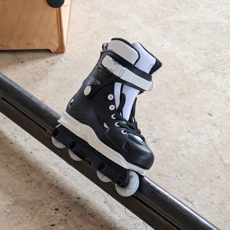 SKA880351 PLAYLIFE Reactor 58 Black & White | Stunt Skates | UFS | Aggressive Inlineskates | UFS frames ufs schienen ufs rahmen | Urban Inlineskates Aggressive Inlineskates | UFS | Blades | Rollerblades aggressive frames kizer Aggressive Skates Stunt Skates Rollerblading Aggressive Inline Disroyal Icon Iqon Mesmer Best Aggressive Skates 2021 Top Stunt Skates USD Aeon Skates USD Aeon 60 Inliner Sport Skates Sport Inliner Rollerblades Rollerblading Lörrach Freiburg Basel Inliner Skateschule und Skateshop Weil