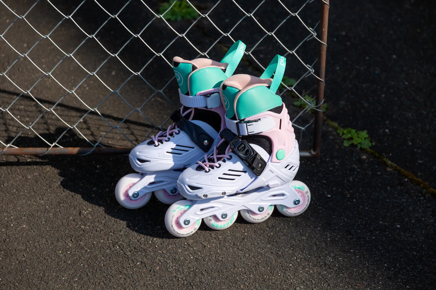 SKA880368 PLAYLIFE Khaan Jr. LTD Adjustable Pastel | Größenverstellbare Kinder Inlineskates | Urban Inlineskates kinder skates kids skates junior skates powerslide kinder inlineskates SkaMiDan Skateshop Weil am Rhein Freiburg Deutschland Germany Lörrach Basel