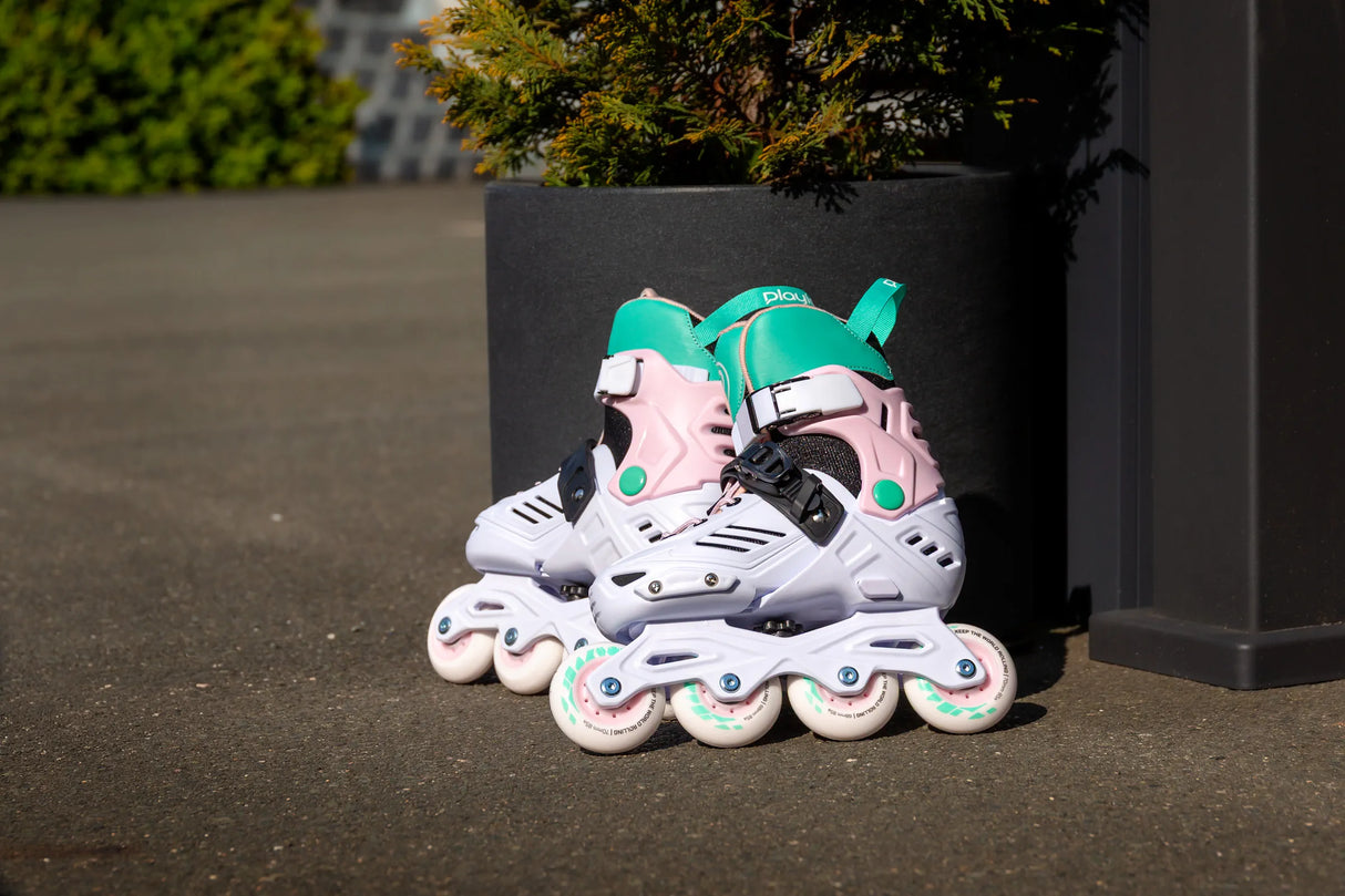 SKA880368 PLAYLIFE Khaan Jr. LTD Adjustable Pastel | Größenverstellbare Kinder Inlineskates | Urban Inlineskates kinder skates kids skates junior skates powerslide kinder inlineskates SkaMiDan Skateshop Weil am Rhein Freiburg Deutschland Germany Lörrach Basel