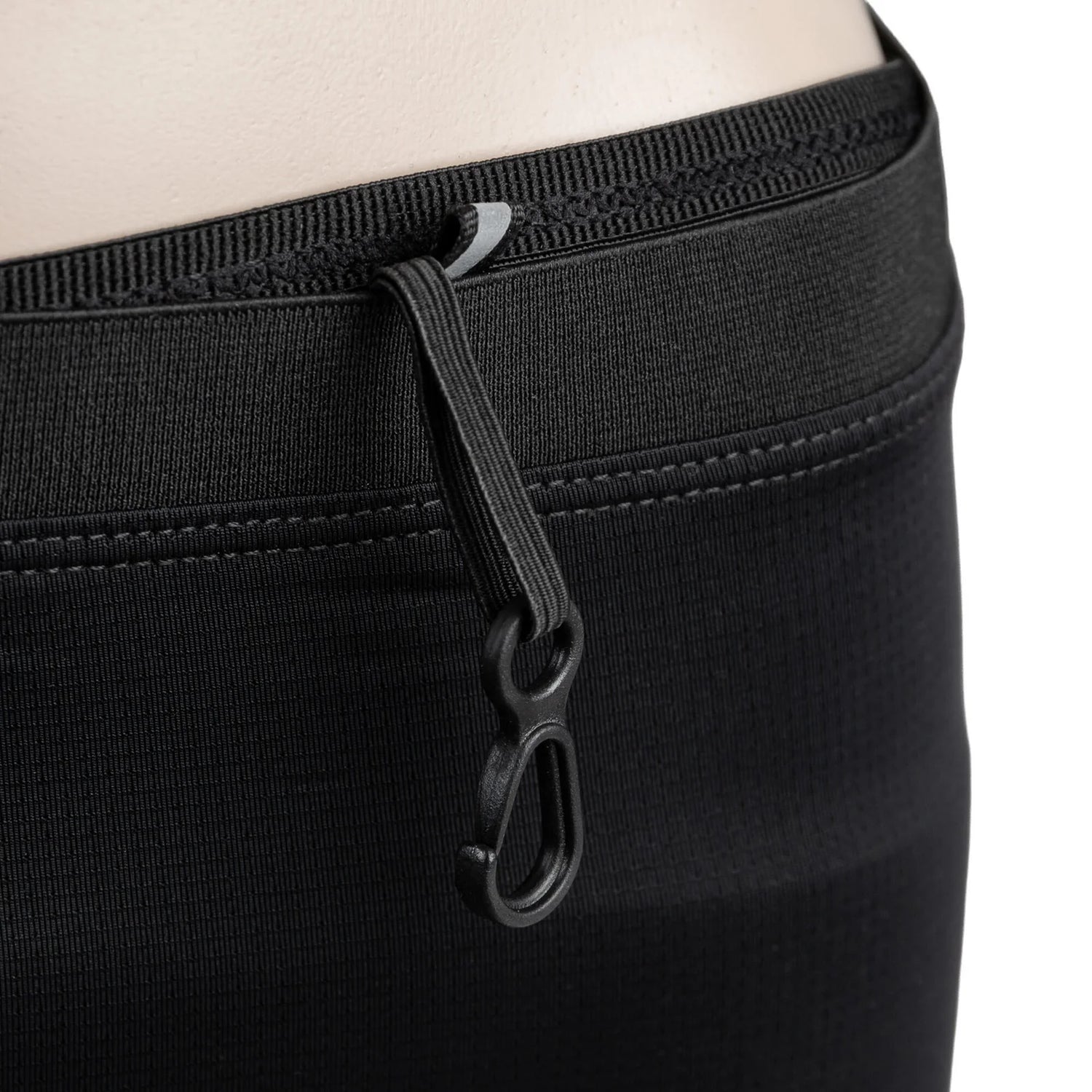 SKA907107/M/Black POWERSLIDE Hip Belt Pace | Kleine funktionelle Gürteltasche | Hüfttasche mit Band | Zubehör für Inline Skating | Inline Skating Fitness Inline Skating Urban Inline Skating | Aggressive inline Skating | Lörrach Freiburg Basel Inliner Skateschule und Skateshop Weil am Rhein SkaMiDan Deutschland Germany
