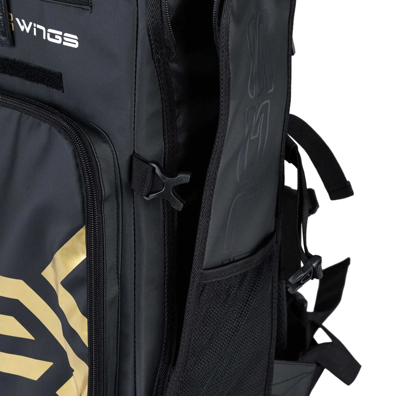 SKA910951 SWINGS Aurum Bag – Schwarz | Backpack | Skaterucksack mit Halterungen für 4× 90 mm bis 3× 125 mm Inlineskates tragetasche rucksack für rollerblades inliner skates blades inlineskates skamidan weil am rhein deutschland lörrach freiburg basel skamidan skateshop