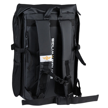 SKA910951 SWINGS Aurum Bag – Schwarz | Backpack | Skaterucksack mit Halterungen für 4× 90 mm bis 3× 125 mm Inlineskates tragetasche rucksack für rollerblades inliner skates blades inlineskates skamidan weil am rhein deutschland lörrach freiburg basel skamidan skateshop