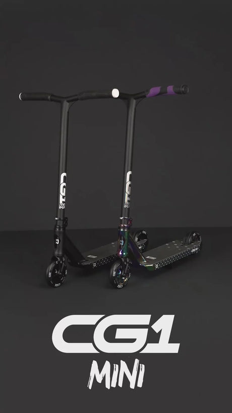 SKACRE-CG1M-BK CORE CG1 Profi Mini Stunt Scooter – verschiedene Farben | Stunt Roller für Fortgeschrittene und Profis | Trickroller für den Skatepark Stunt Scooter Kicker Trottinett Scootering Soots Scootworld SkaMiDan Weil am Rhein Basel Lörrach Freiburg Schweiz Deutschland Switzerland Germany Bale Skatepark Roller Stunt Roller Tretroller Action Scooter Kinder Roller Kids Children Stunts Park Trick Scooter