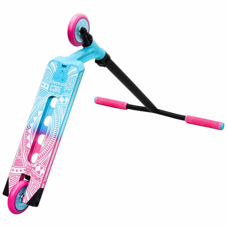 SKACRE-CL1-PT CORE CL1 Stunt Scooter Pro – Pink Türkis Pink Turquoise | Stunt Roller für Fortgeschrittene und Profis | Trickroller für den Skatepark Stunt Scooter Kicker Trottinett Scootering Soots Scootworld SkaMiDan Weil am Rhein Basel Lörrach Freiburg Schweiz Deutschland Switzerland Germany Bale Skatepark Roller Stunt Roller Tretroller Action Scooter Kinder Roller Kids Children Stunts Park Trick Scooter