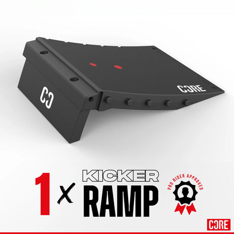 SKACRE-RMP-001 CORE Skate Ramp – Mini Kicker Ramp | Robuste, faltbare und erweiterbare Stunt Rampe | Hochwertige Skaterampe | Obstacles, Rampen, Rails & Zubehör skate rampe box obstacle hinderniss rail grindstange grindrail skaterail pipe straßenrampe portabel portable leicht stabil kicker springen sprungrampe skatepark  jump box skamidan weil am rhein freiburg basel lörrach deutschland schweiz