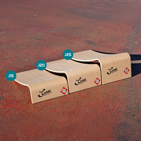 SKAGR-J15-J20-J25 Graw Jump Ramps J Series – Junior Kicker Ramps | Leichte, robuste Kicker-Rampen | Empfohlen für Kinder bis zu 14 Jahren | Obstacles, Rampen, Rails & Zubehör skate rampe box obstacle hinderniss rail grindstange grindrail skaterail pipe straßenrampe portabel portable leicht stabil kicker springen sprungrampe skatepark  jump box skamidan weil am rhein freiburg basel lörrach deutschland schweiz