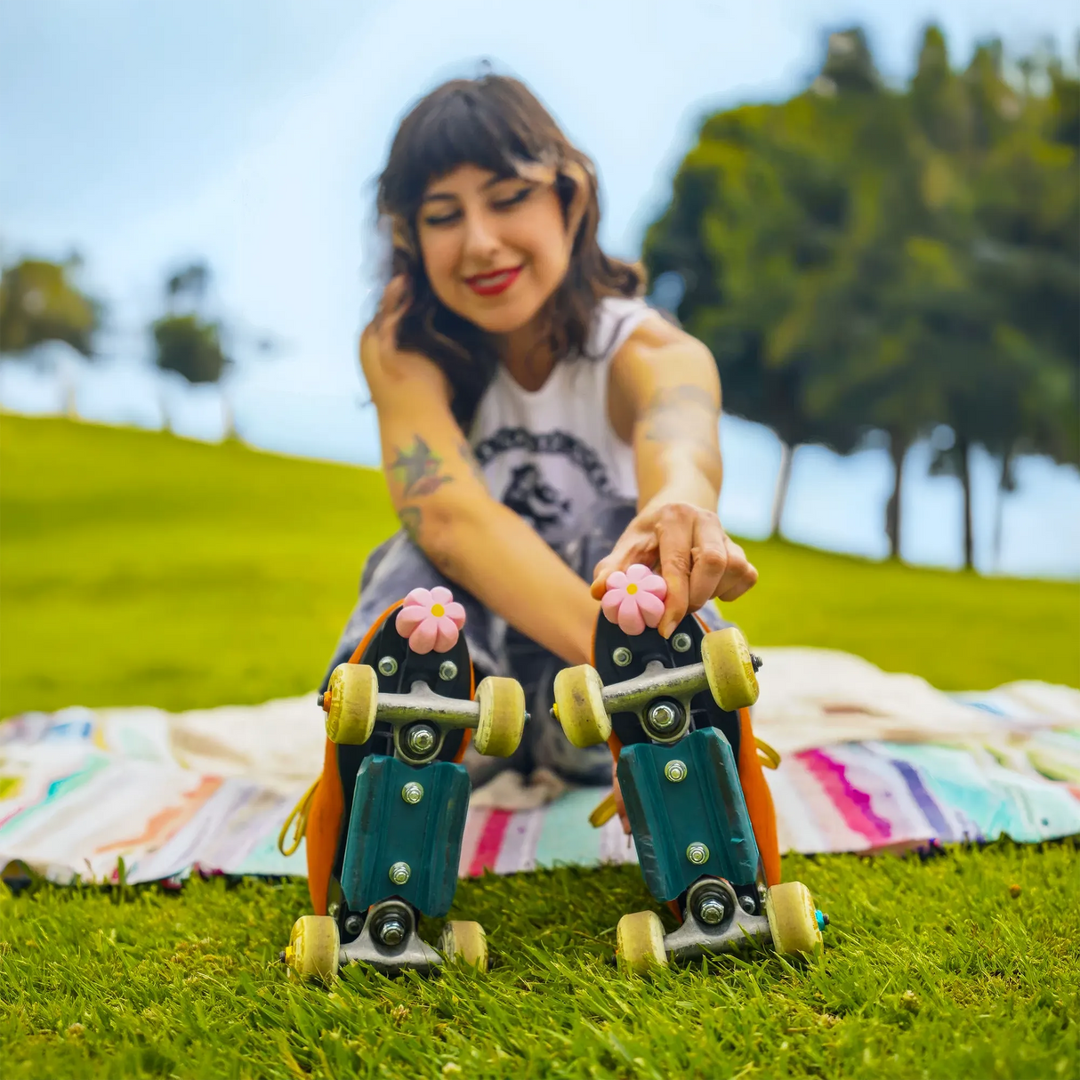 SKAMoxiBrakePetal MOXI Brake Petals Toe Stops – Verschiedene Farben | Gewindelänge 22mm | Zehenstopper für Rollschuhe – Rollschuhe Ersatzbremse Chaya Ersatzteile Iqon Ersatzteile Spare Parts Replacements USD Ersatzteile Achsen Ersatzachsen für Inlineskates Rollerblades inline skating Freestyle Powerslide Inlineskates Rollerblades Powerslide Skates Powerslide Hardcore Evo Inliner Skateschule und Skateshop Weil am Rhein SkaMiDan Deutschland Germany Lörrach Freiburg Basel 