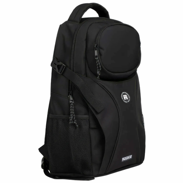 SKARKE-BAG-0111 ROOKIE Skatepack Classic 78 – Praktischer Skaterucksack mit Halterungen für Rollschuhe und Zubehör | Rucksäcke für das Rollschuhlaufen Tasche für Rollschuhe Rucksack für Rollschuhe Rollerskates Quads Rollschuhhalterung Rollschuhtasche Rollschuhrucksack Rollerskates Tasche Roller Skates Rucksack Backpack Bag Quad Bag Top SkaMiDan Skateshop Weil am Rhein Deutschladn Germany Skating School & Skateshop Skateschule Skaterladen