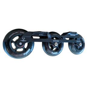 SKAWÜH9003 POWERSLIDE Trinity Nexus Rocker Frame + Spinner Wheels 3x90mm 88A | 235mm | Black | Freestyle Inline Skating | Urban Inline Skating | Urban Inline Skating Frames Rahmen für inline Skates Frames for inline Skating Urban Inline Skating Frames Inliner Rahmen für das urbane Gelände Lörrach Freiburg Basel Inliner Skateschule und Skateshop Weil am Rhein SkaMiDan Deutschland Germany
