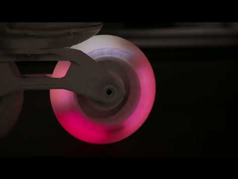 SKA905499/4-Pack POWERSLIDE Neons Switch LED Rollen – 80mm 85A | LED Rollen für Inlineskates | Leuchtrollen für das Inline Skating Inline Skating Rollerblading Inlineskaterollen Skating Wheels for Rollerblader  Rollen für Inlineskater Lörrach Freiburg Basel Inliner Richtige Größe right Size for Rollerblades Langhaltende Inlineskaterollen Longlasting Wheels for Rollerblading Skateschule und Skateshop Weil am Rhein SkaMiDan Deutschland Germany
